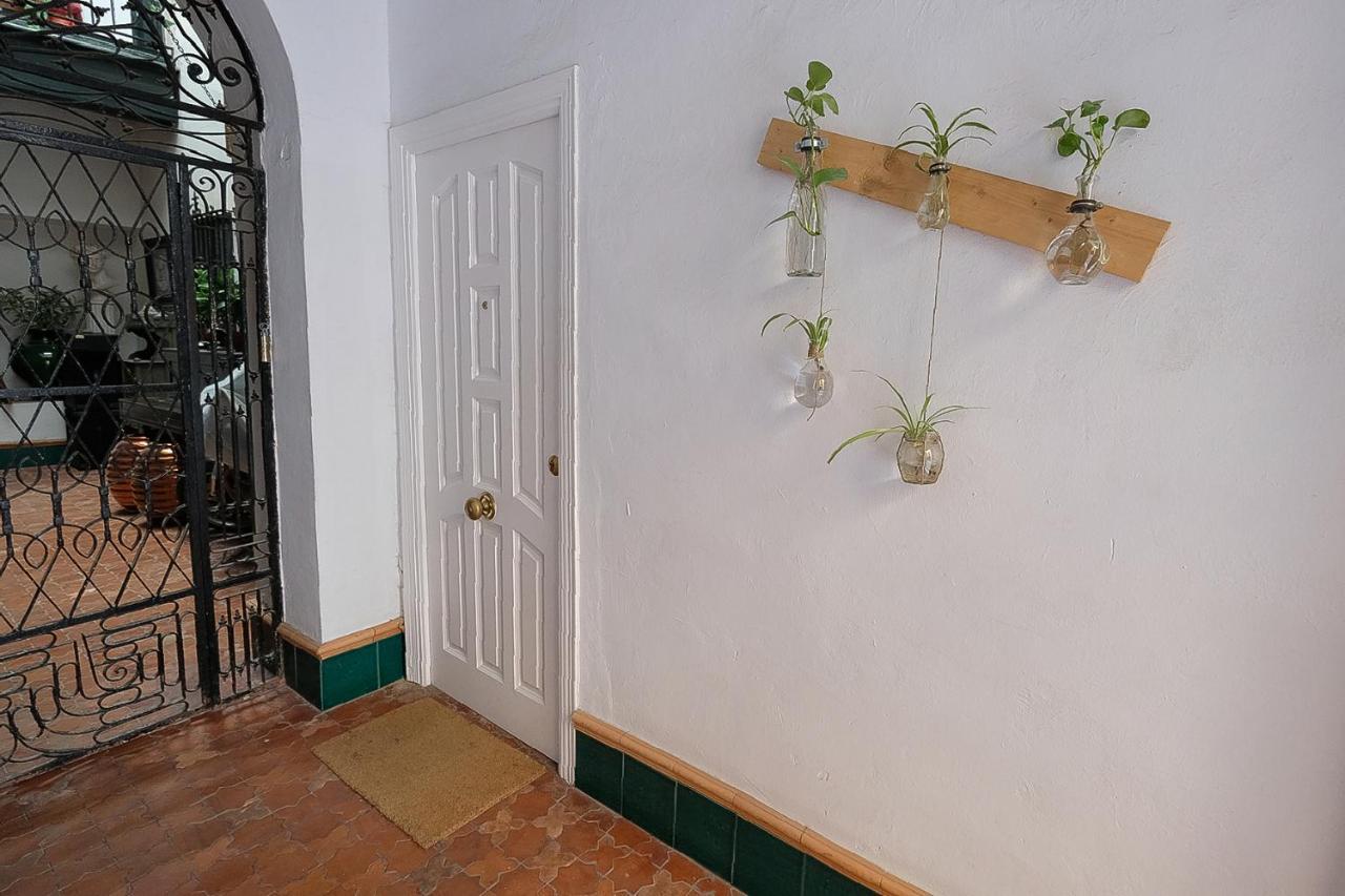 Ferienwohnung Apartamento A Redes Sevilla Exterior foto
